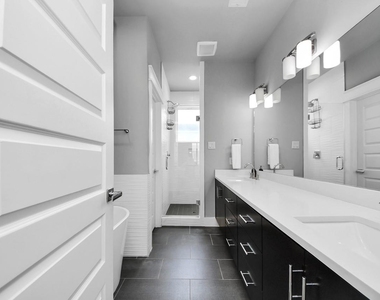 425 Gregg Street - Photo Thumbnail 25