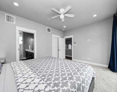 425 Gregg Street - Photo Thumbnail 23