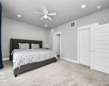 425 Gregg Street - Photo Thumbnail 21
