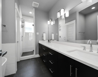 425 Gregg Street - Photo Thumbnail 24