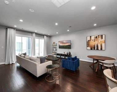 425 Gregg Street - Photo Thumbnail 11