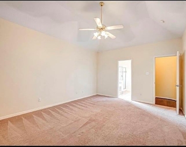 1710 Park Forest Drive - Photo Thumbnail 10