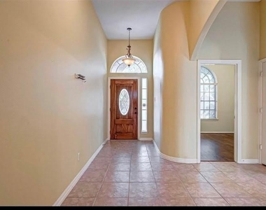 1710 Park Forest Drive - Photo Thumbnail 1