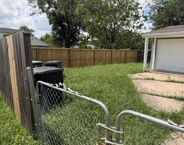 5103 Willow Glen Drive - Photo Thumbnail 5