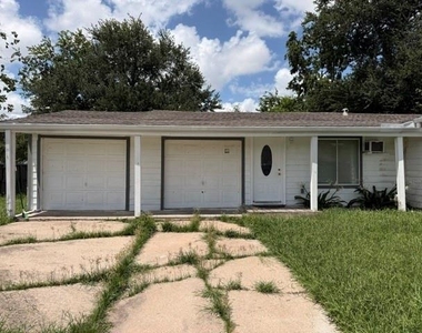 5103 Willow Glen Drive - Photo Thumbnail 3