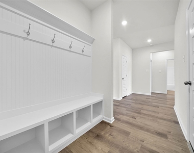16478 Branchers Drive - Photo Thumbnail 25