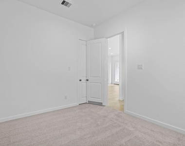 2720 Grove Crest Drive - Photo Thumbnail 25