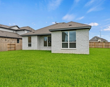 2720 Grove Crest Drive - Photo Thumbnail 29