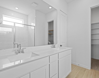 2720 Grove Crest Drive - Photo Thumbnail 18