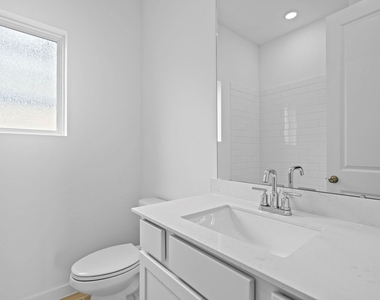2720 Grove Crest Drive - Photo Thumbnail 23