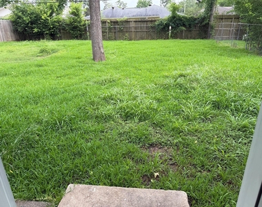 7626 Rhobell Street - Photo Thumbnail 16