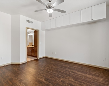 505 Jackson Hill Street - Photo Thumbnail 6