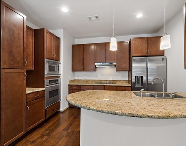 505 Jackson Hill Street - Photo Thumbnail 9