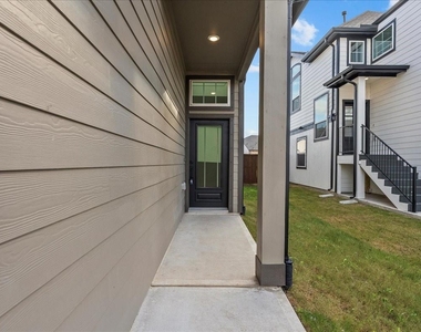 5218 Sage Hills Drive - Photo Thumbnail 33