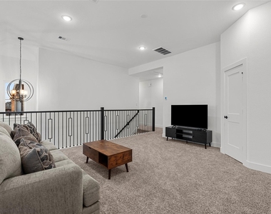 5218 Sage Hills Drive - Photo Thumbnail 26