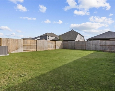 5218 Sage Hills Drive - Photo Thumbnail 32