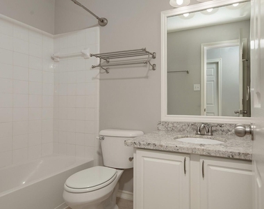 247 W Stedhill Loop - Photo Thumbnail 10