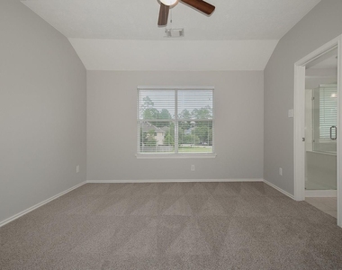 247 W Stedhill Loop - Photo Thumbnail 14