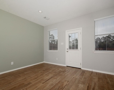 247 W Stedhill Loop - Photo Thumbnail 6