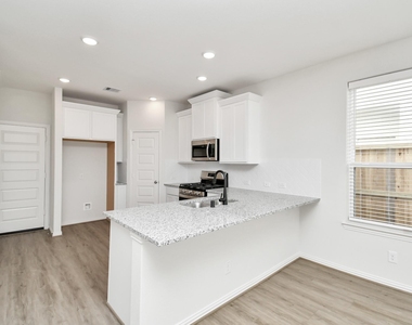 1534 Revolution Way - Photo Thumbnail 18