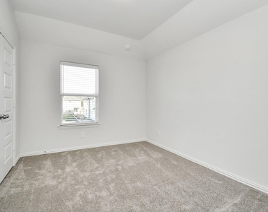 1534 Revolution Way - Photo Thumbnail 39