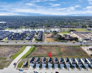 1534 Revolution Way - Photo Thumbnail 13