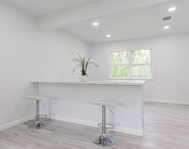 3607#a Luca St Street - Photo Thumbnail 4