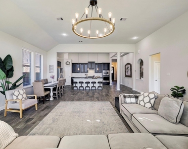 5215 Baroness Lane - Photo Thumbnail 12