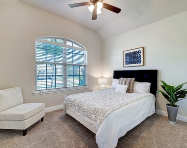 5215 Baroness Lane - Photo Thumbnail 19
