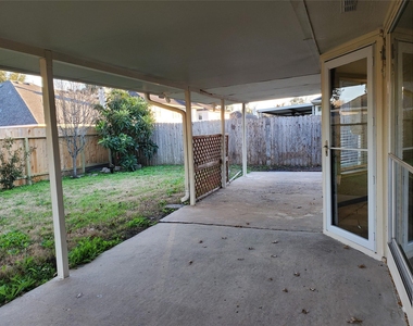 2107 Tower Bridge Road - Photo Thumbnail 11