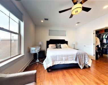 5422 Darling Street - Photo Thumbnail 26