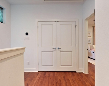 5422 Darling Street - Photo Thumbnail 23