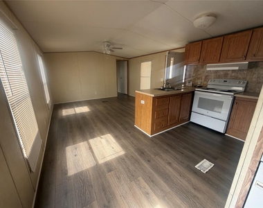 601 Clear Lake Road - Photo Thumbnail 1
