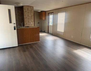 601 Clear Lake Road - Photo Thumbnail 7
