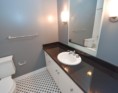 915 Franklin Street - Photo Thumbnail 13