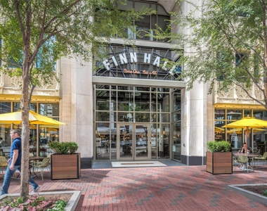 915 Franklin Street - Photo Thumbnail 24