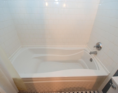 915 Franklin Street - Photo Thumbnail 15