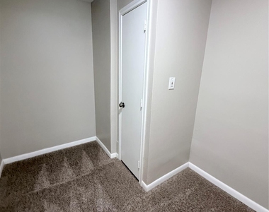 20064 Mercedell Drive - Photo Thumbnail 16