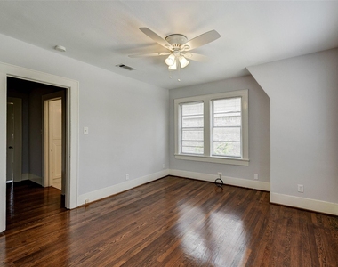 1748 Hawthorne Street - Photo Thumbnail 17