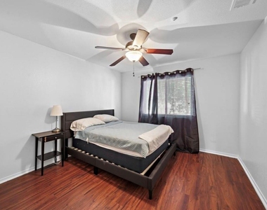 15167 Kimberley Ct - Photo Thumbnail 24