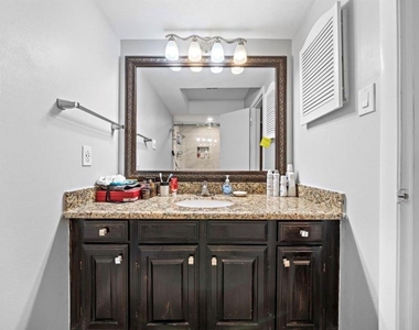 15167 Kimberley Ct - Photo Thumbnail 17