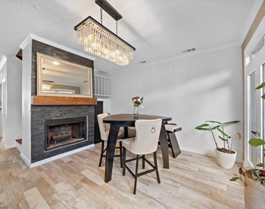15167 Kimberley Ct - Photo Thumbnail 9