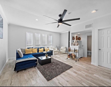 15167 Kimberley Ct - Photo Thumbnail 6