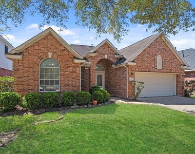 17215 Fernchase Court - Photo Thumbnail 4