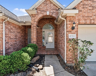 17215 Fernchase Court - Photo Thumbnail 6