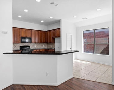 17215 Fernchase Court - Photo Thumbnail 2