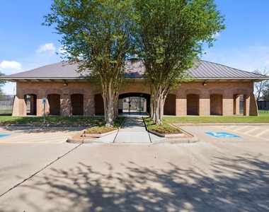 17215 Fernchase Court - Photo Thumbnail 35
