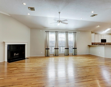 9907 Kemp Forest Drive - Photo Thumbnail 3