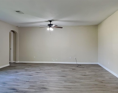 18011 Kinsale Valley Lane - Photo Thumbnail 18