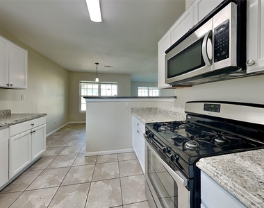 18011 Kinsale Valley Lane - Photo Thumbnail 2